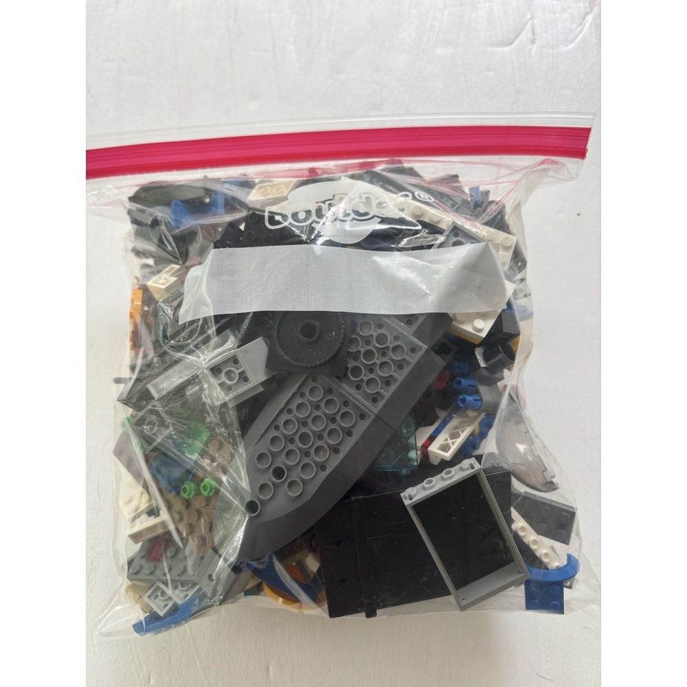 Lego Minifigure Accessories Lot  Random Pieces About 2# Assorted - Picture 3 of 8